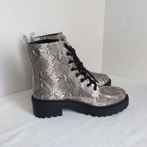 American Eagle snake print combat moto lace up ankle boots size 10